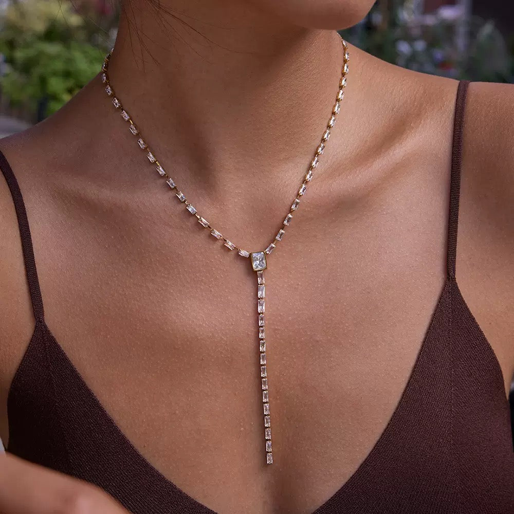 Collier de luxe plaqué or CGN156