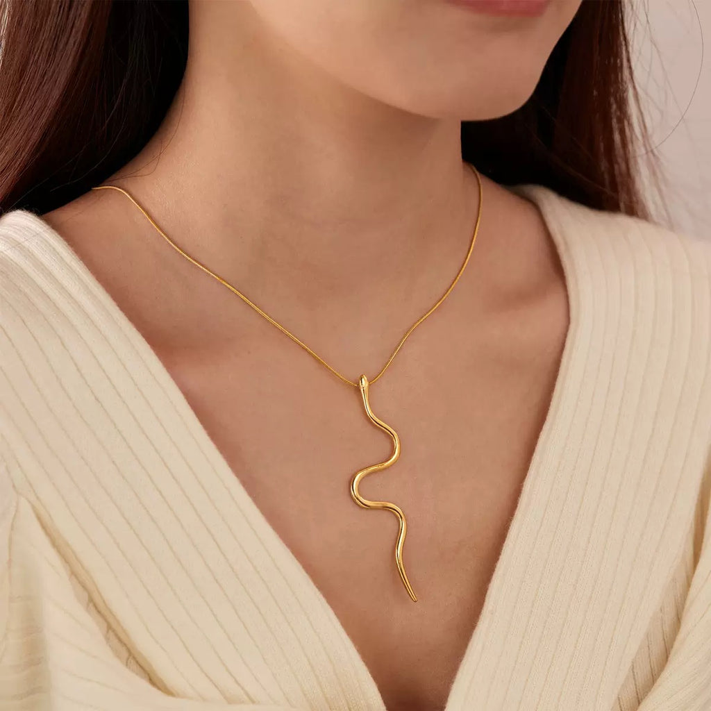 Collier de luxe plaqué or CGN164