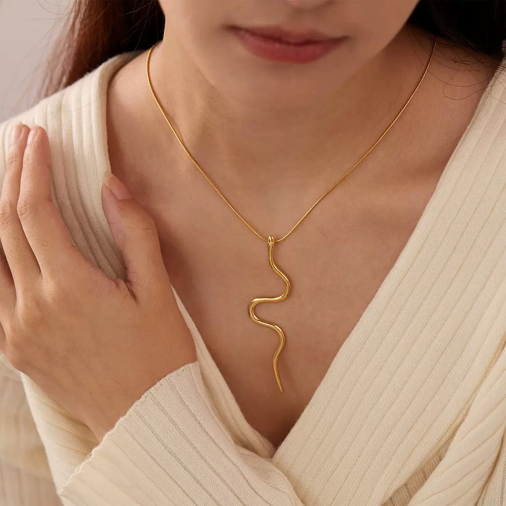 Collier de luxe plaqué or CGN164