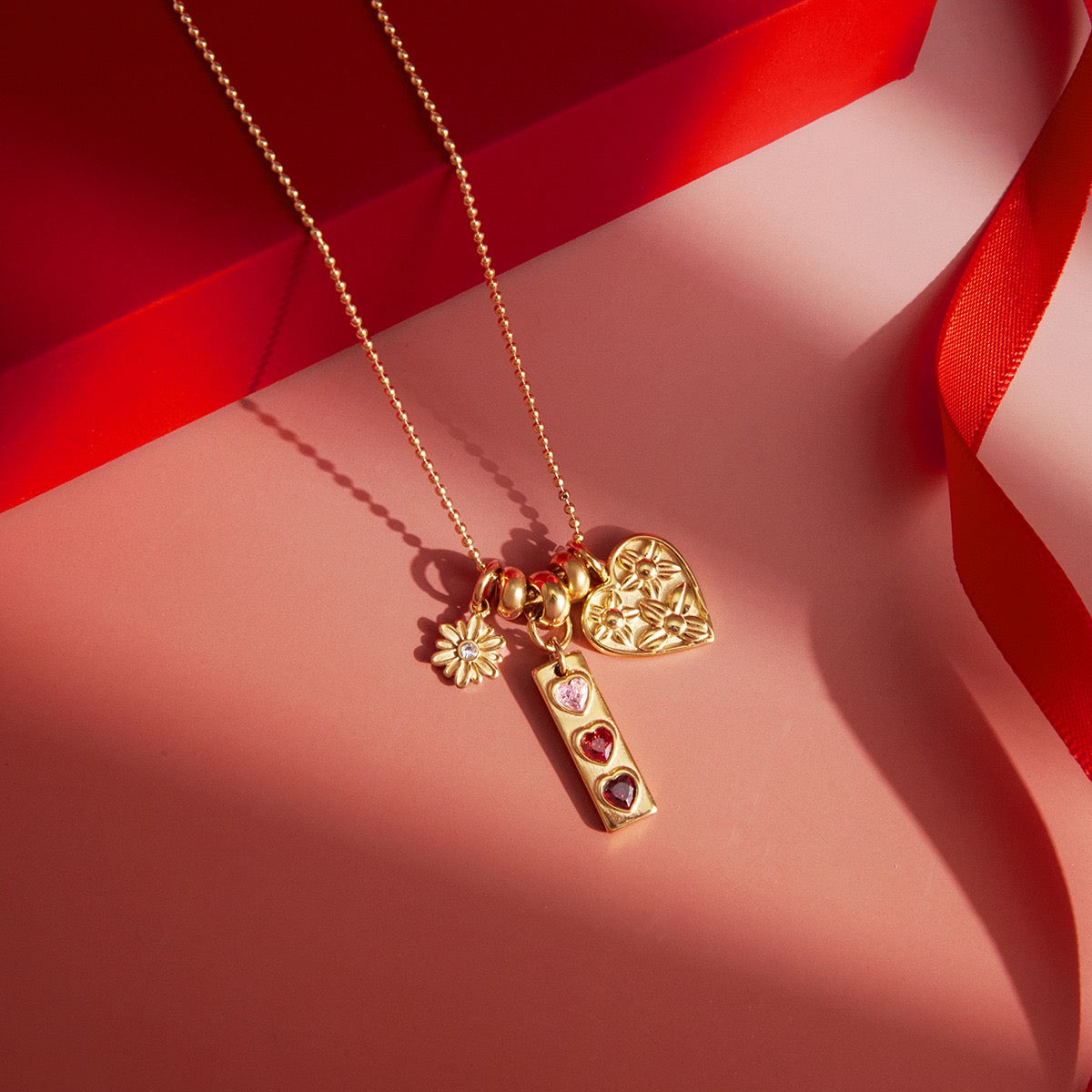 Collier de luxe plaqué or CGN166