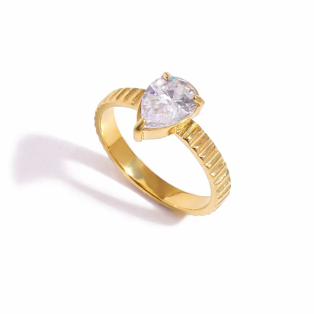 Bague de luxe plaqué or RGN089