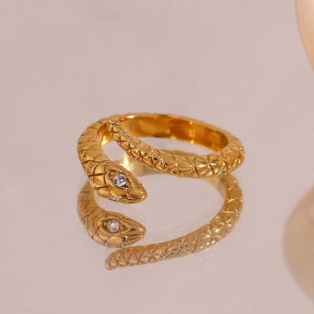 Bague de luxe plaqué or RGN092